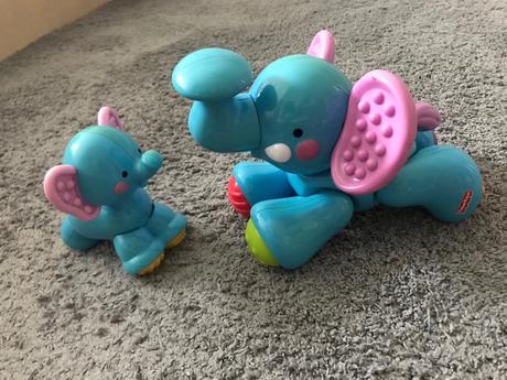 Sloniky fisher price,