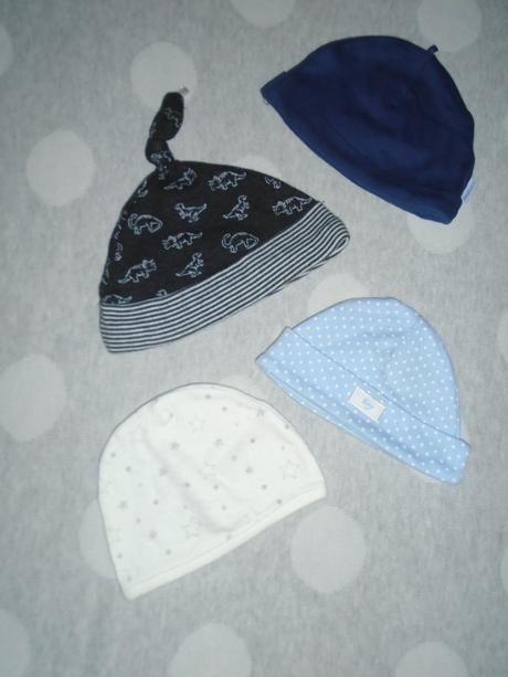 4 x čiapka na 0 až 3 mesiace, 62