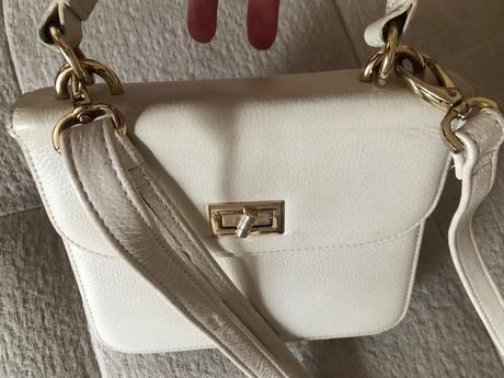Malá biela/smotanová kožená kabelka lasocki, lasocki