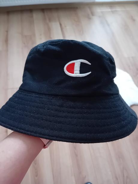 Klobúčik champion, champion,158