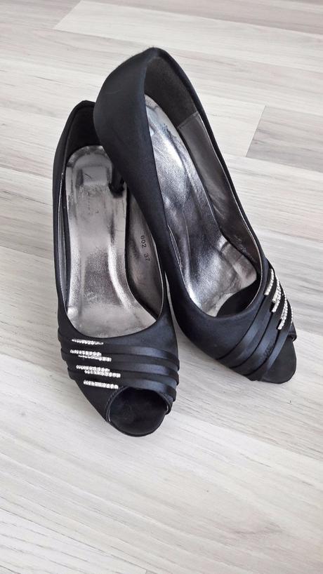 Čierne lodičky s otvorenou špičkou, veľ. 37, 37