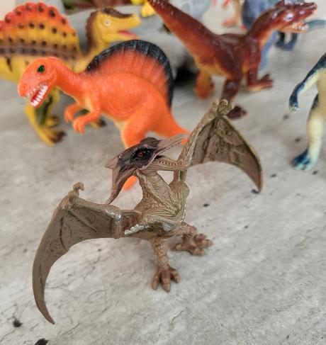 Dinosaury  - 9 kusov - stredná veľkosť, 