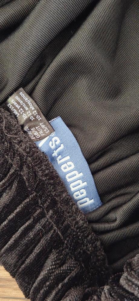 Zamatova sukna, pepperts,146