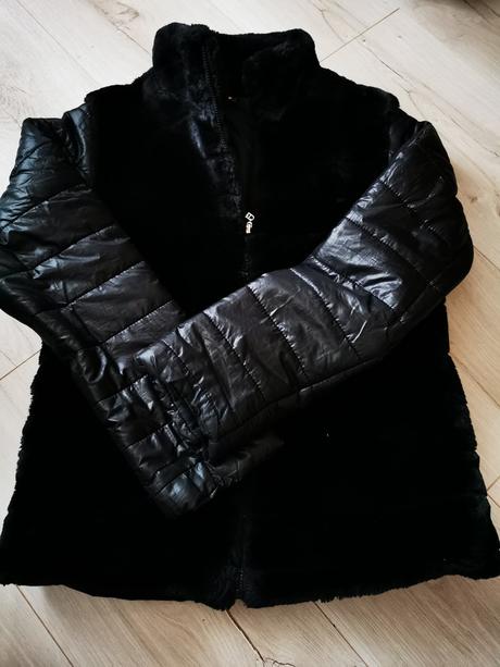 Minimálne nosená bundička, 164