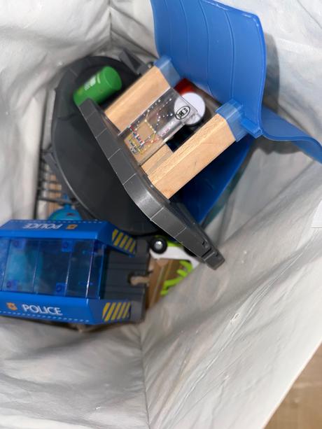 Drevené koľajnice s príslušenstvom., 