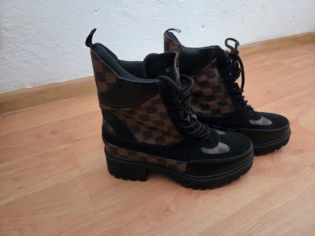 Štýlové čižmy, 41