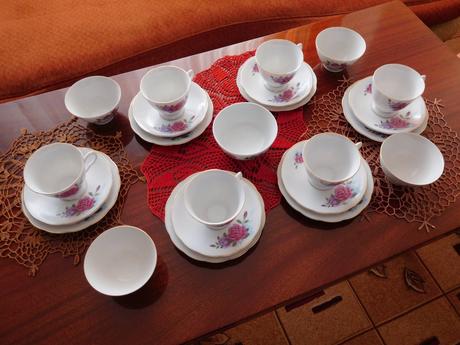 Čínsky porcelán šálky podšálky šípová ruža, 