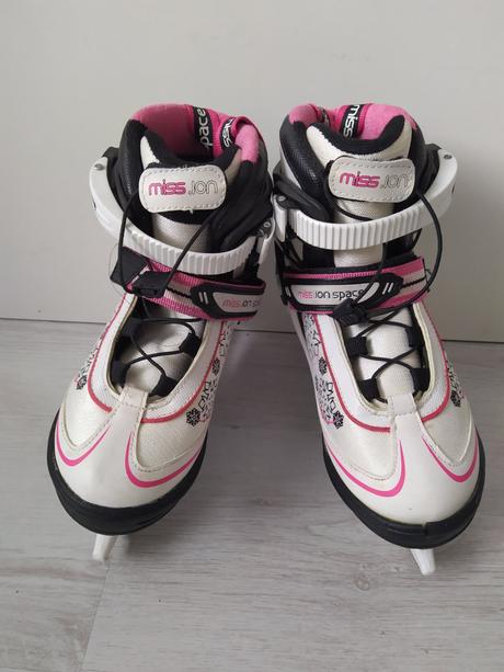 Dievčenské korčule na ľad, 
