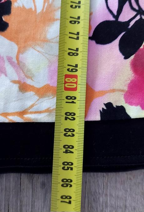 Ružovo čierne kvetinové šaty, orsay,36