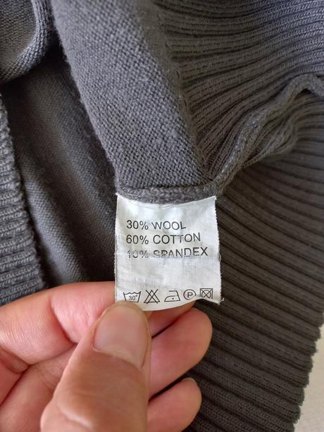 Krátke zimné šaty, l