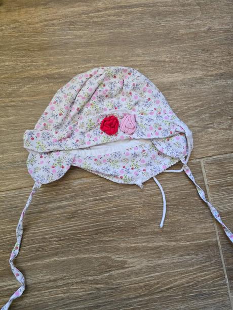 Letná čiapka č.68-74, 68