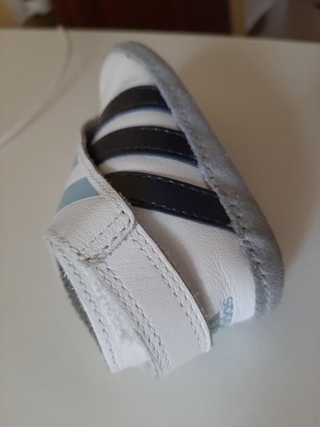 Krasne capacky, adidas,17