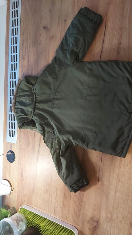 Zimna bunda f&f velk. 104, olivovo zelena, f&f,104