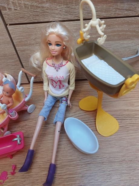Barbie s deťmi, 