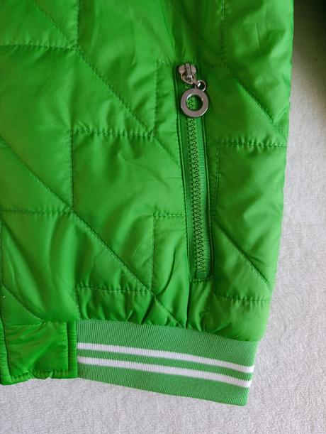 Zelená prešívaná bomber bunda, 152