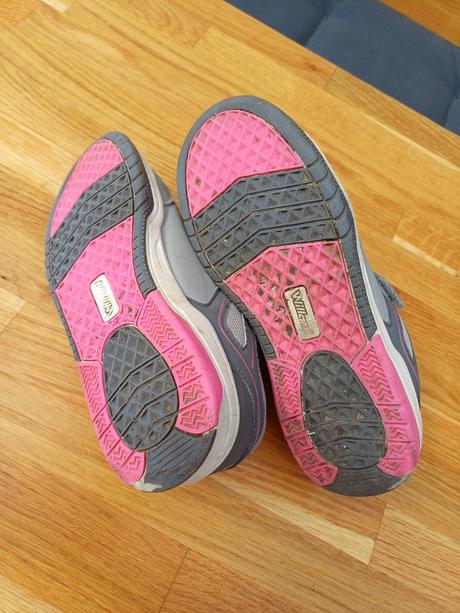 Tenisky, zn. willard, 37