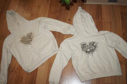 2 kusy béžových mikin-cena spolu, 152