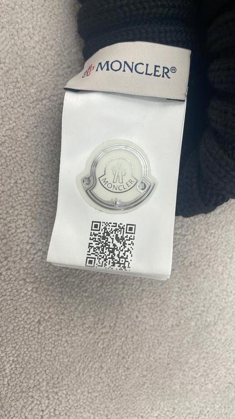 Moncler čiapka uni damska,