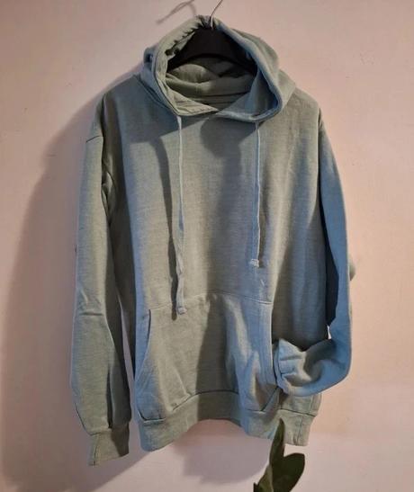 Casual set džínsy veľ.l k nim darujem 2 svetre, l