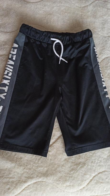 Športové šortky, chapter young,134