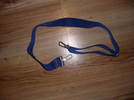 Odopínací trak/ramienko/rúčka /remeň,