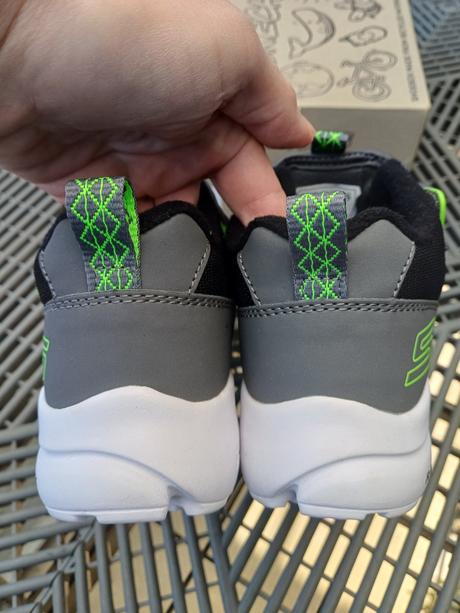 Skechers tenisky, skechers,35