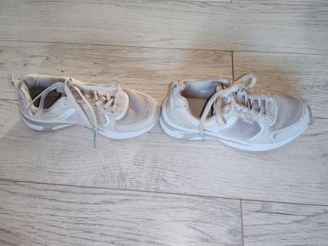 Predám tenisky bench č. 37, 37