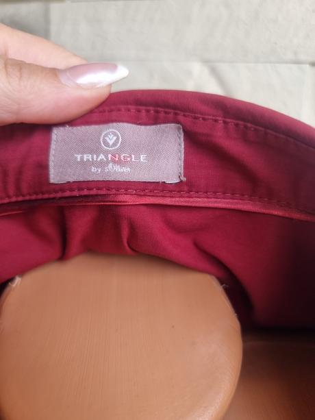 Bluzky znackove 46-48, 48