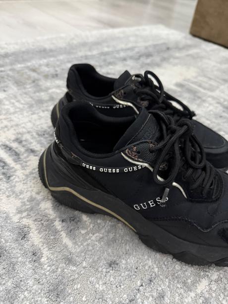 Tenisky guess, guess,38