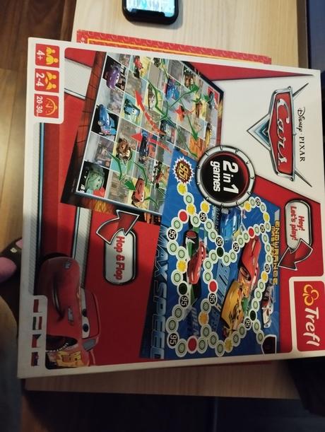 Spoločenská hra trefl cars, 