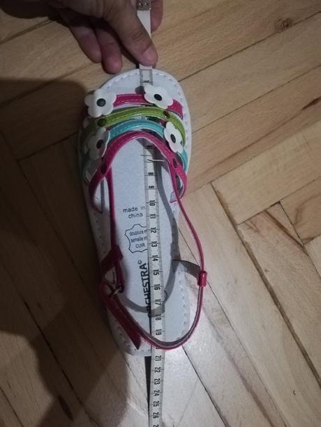 Sandálky orchestra, 31