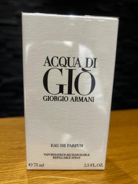 Armani aqua di gio, 
