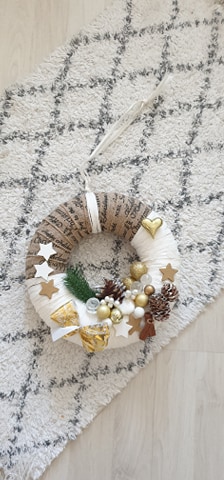 Vianočný veniec na dvere, 