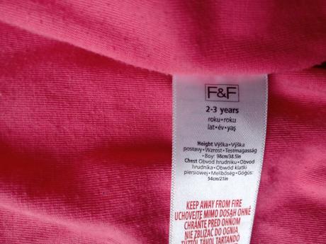 Kvetovaná vesta, 104