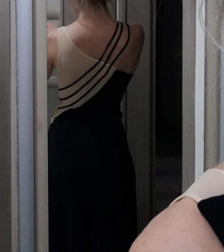 Tmavomodre šaty s, s