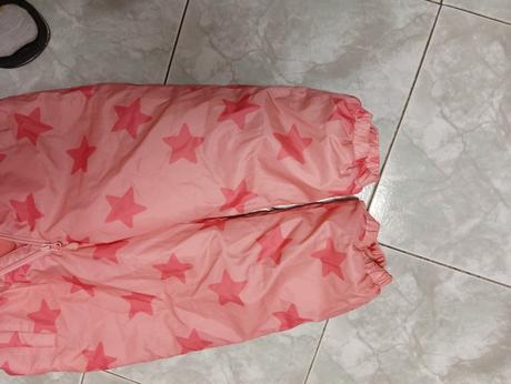 Overal na zimu, f&f,104