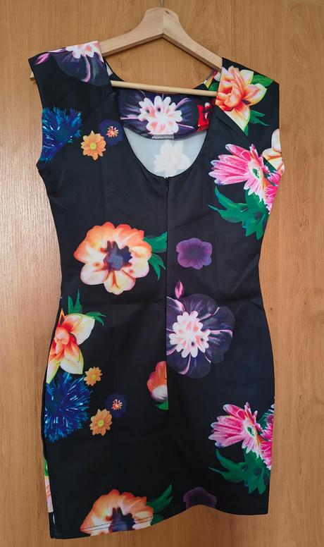 Mini šaty v. s/m, m