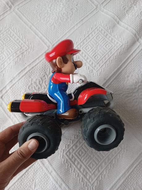Super mario carerra na dialkove ovladanie, 