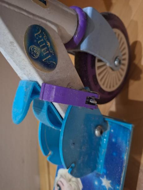 Kolobežka pre dievča, 