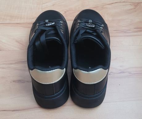 Tenisky na platforme, 37