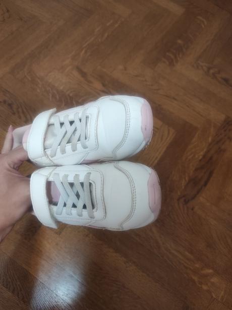 Svietiace tenisky reebok, reebok,32