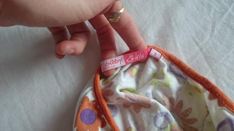 Tielko okolo krku, baby,98