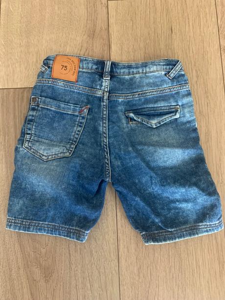 Bermudy, zara,116