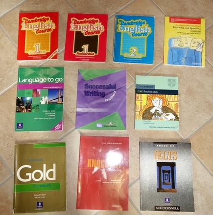 Učebnice aj - pekný používaný stav, 