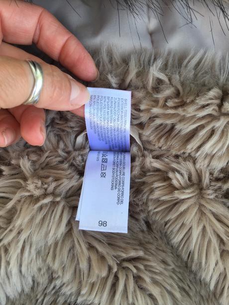 Kožušinková bunda hello kitty, sanrio,98