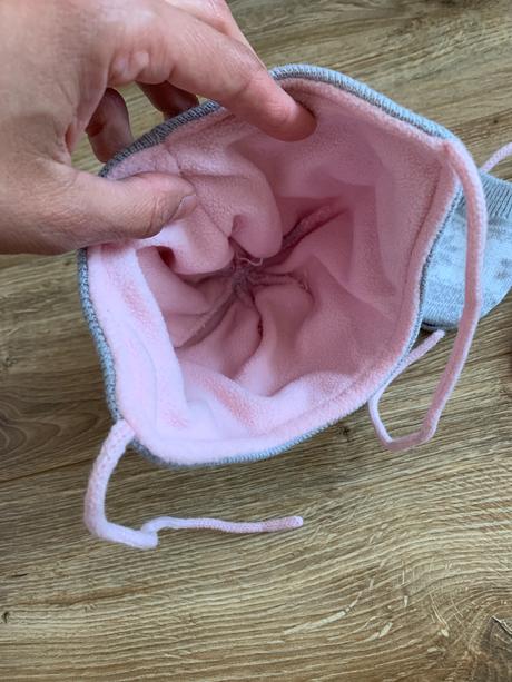 Čiapky + rukávnik 9-18, 80