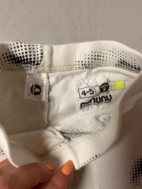 Leginy nununu 110, 110