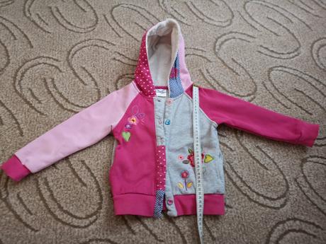 Farebná mikina, 104