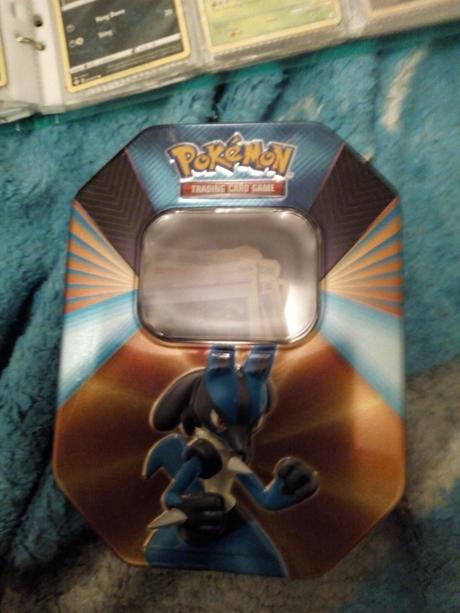 Pokémon karty box,