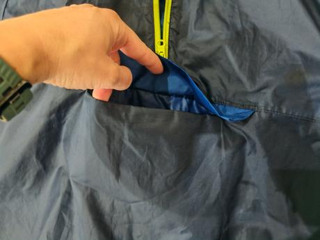 Bunda do dažďa 128-134 zbalitelna do vrecka, decathlon,128